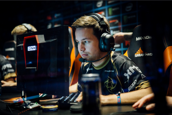 腾讯2023年网络游戏收入创新高八款游戏超30亿